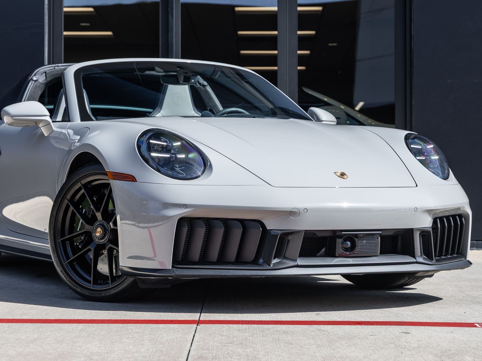 2025 Porsche 911 Targa 4 GTS