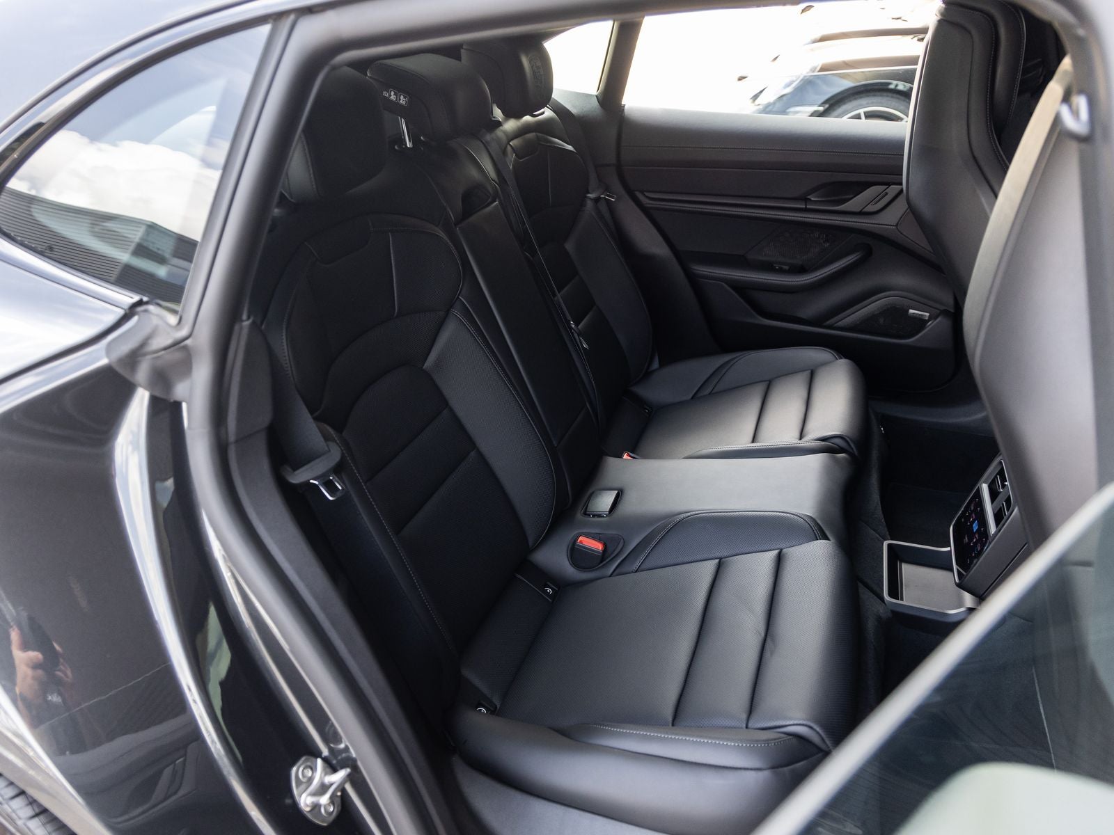 2026 Porsche Taycan Taycan 4S Cross Turismo