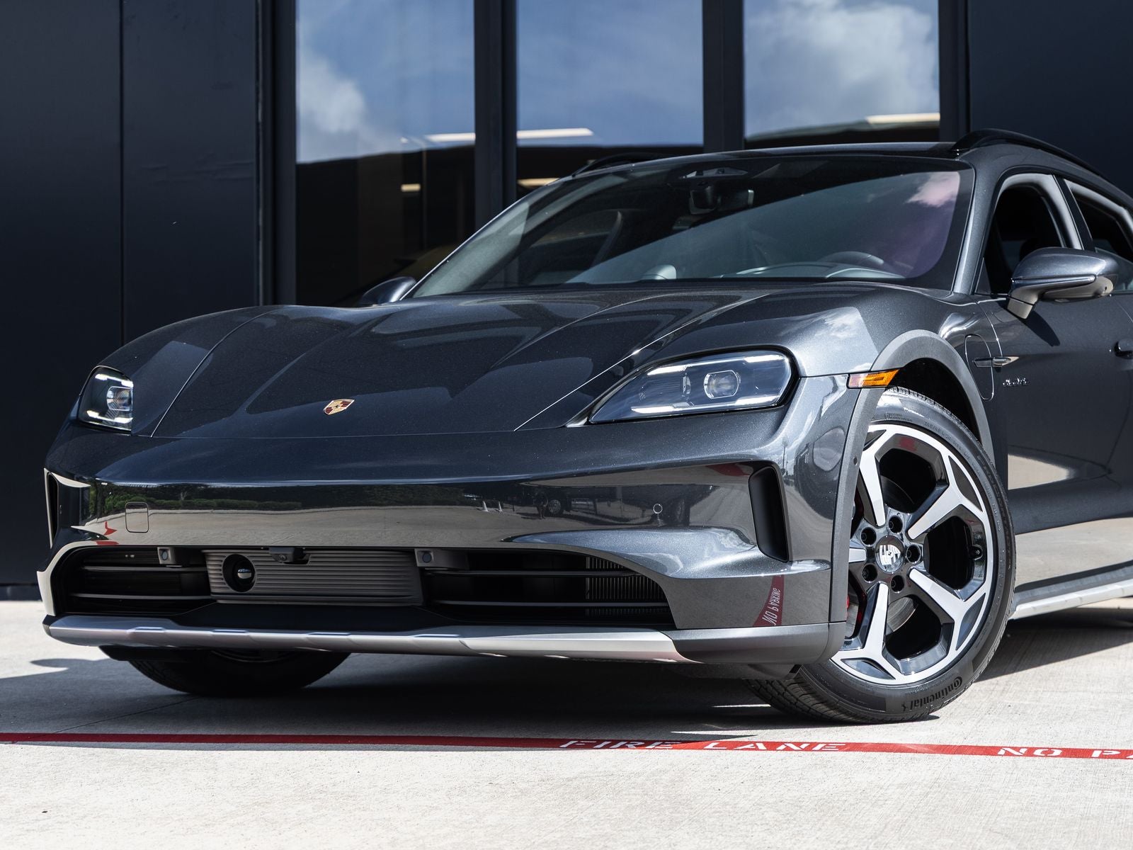 2026 Porsche Taycan Taycan 4S Cross Turismo