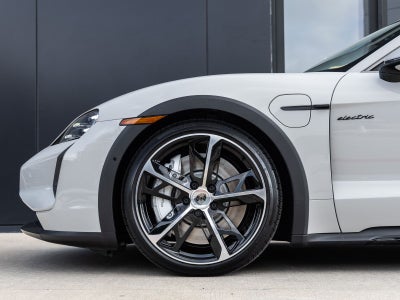 2026 Porsche Taycan Taycan Turbo Cross Turismo