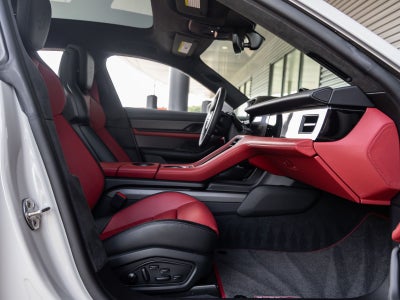 2026 Porsche Taycan Taycan Turbo Cross Turismo