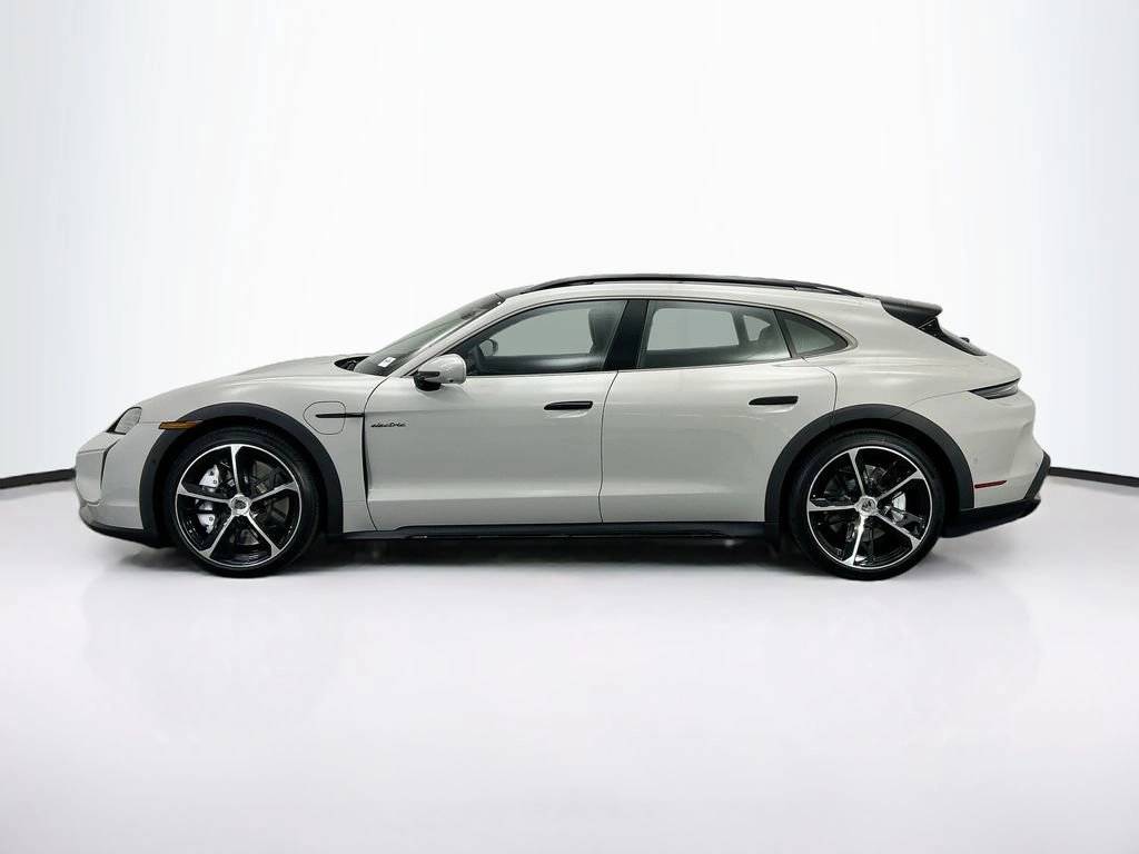 2026 Porsche Taycan Turbo Cross Turismo