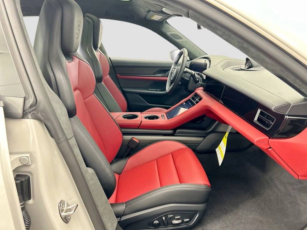 2026 Porsche Taycan Turbo Cross Turismo