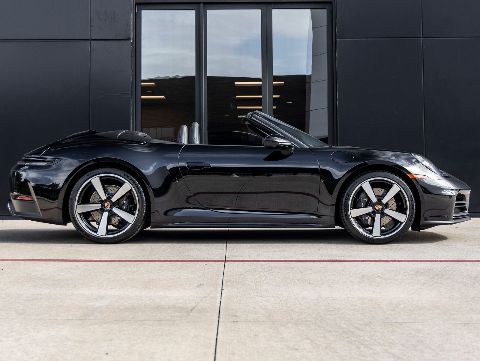 2026 Porsche 911 Carrera Cabriolet