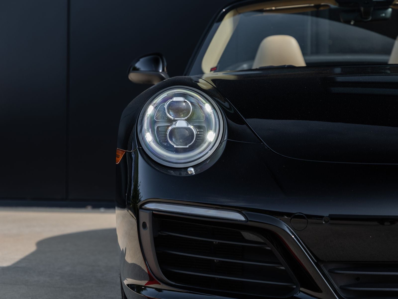 2017 Porsche 911 Carrera Cabriolet