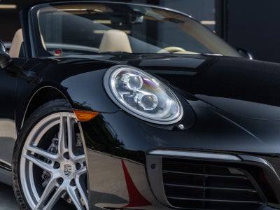 2017 Porsche 911 Carrera Cabriolet