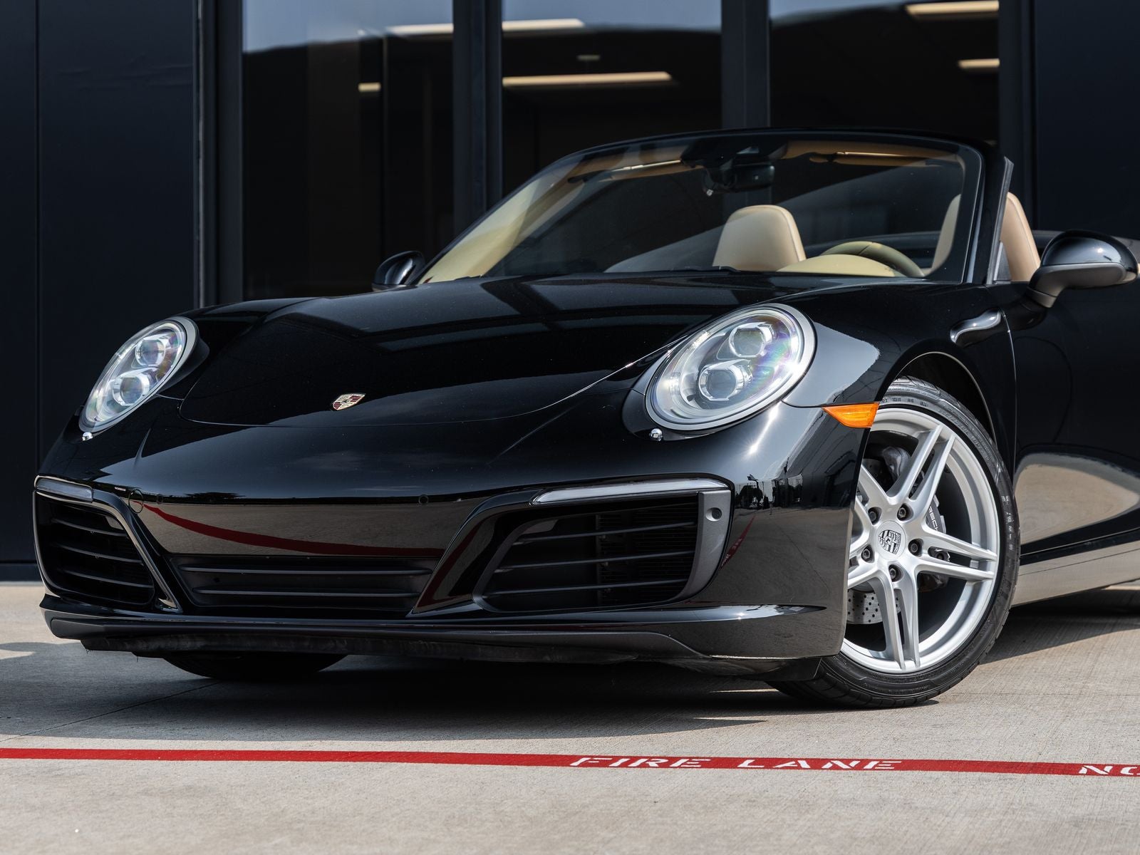 2017 Porsche 911 Carrera Cabriolet