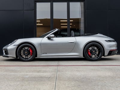 2022 Porsche 911 911 Carrera GTS Cabriolet (MY22)