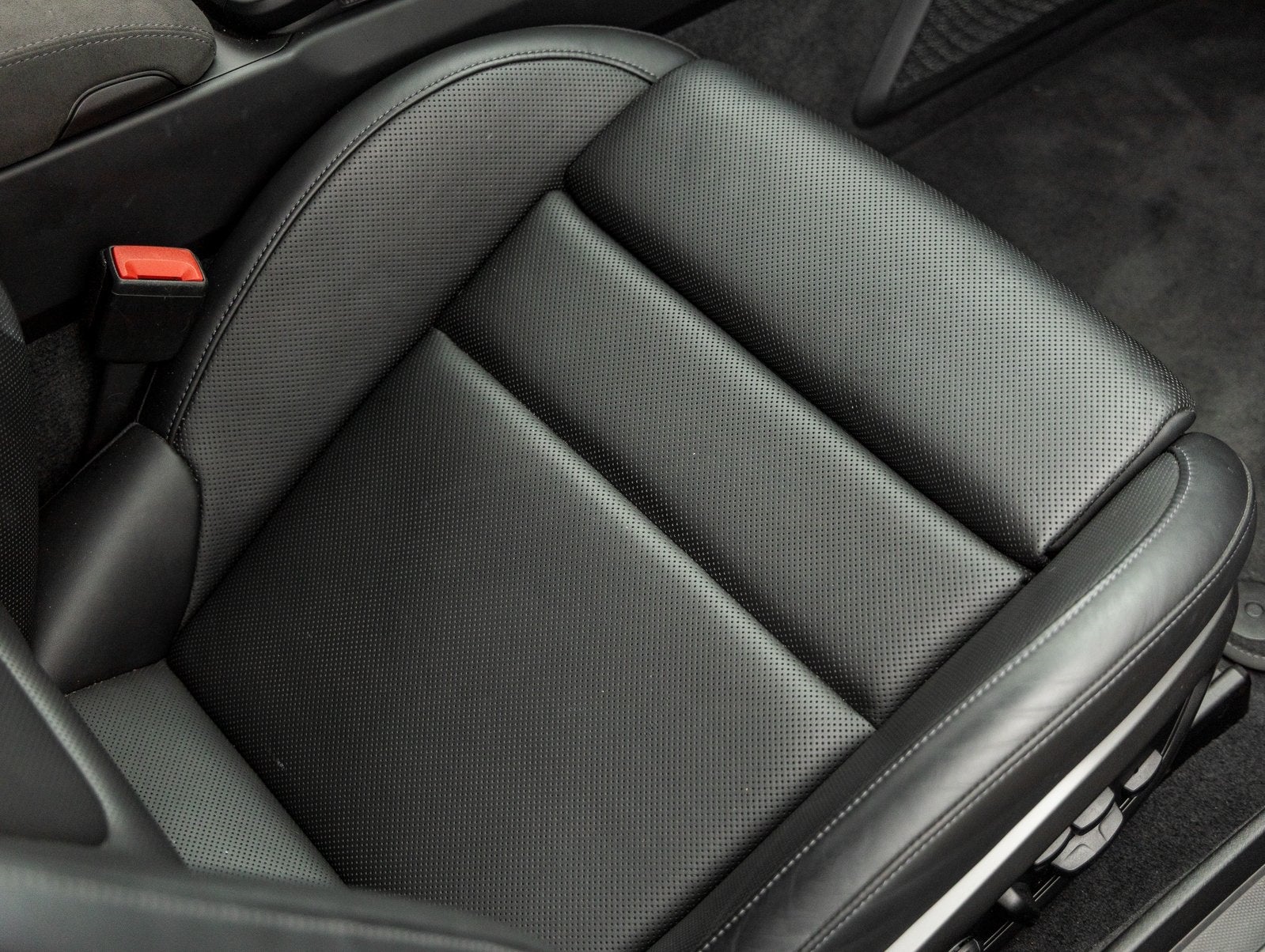 2022 Porsche 911 911 Carrera GTS Cabriolet (MY22)