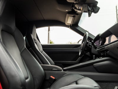 2022 Porsche 911 911 Carrera GTS Cabriolet (MY22)