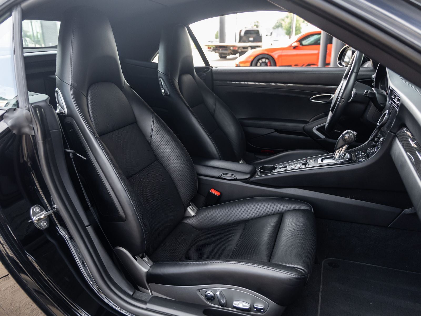 2013 Porsche 911 Carrera 4S Cabriolet