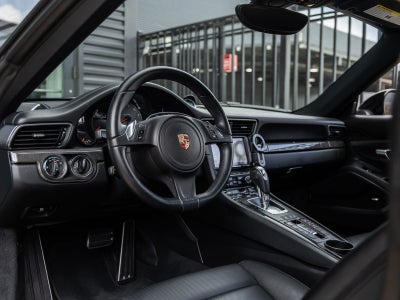 2013 Porsche 911 Carrera 4S Cabriolet