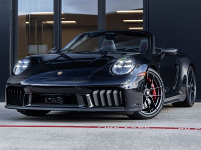 2026 Porsche 911 Carrera 4 GTS Cabriolet