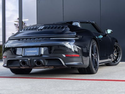 2026 Porsche 911 Carrera 4 GTS Cabriolet