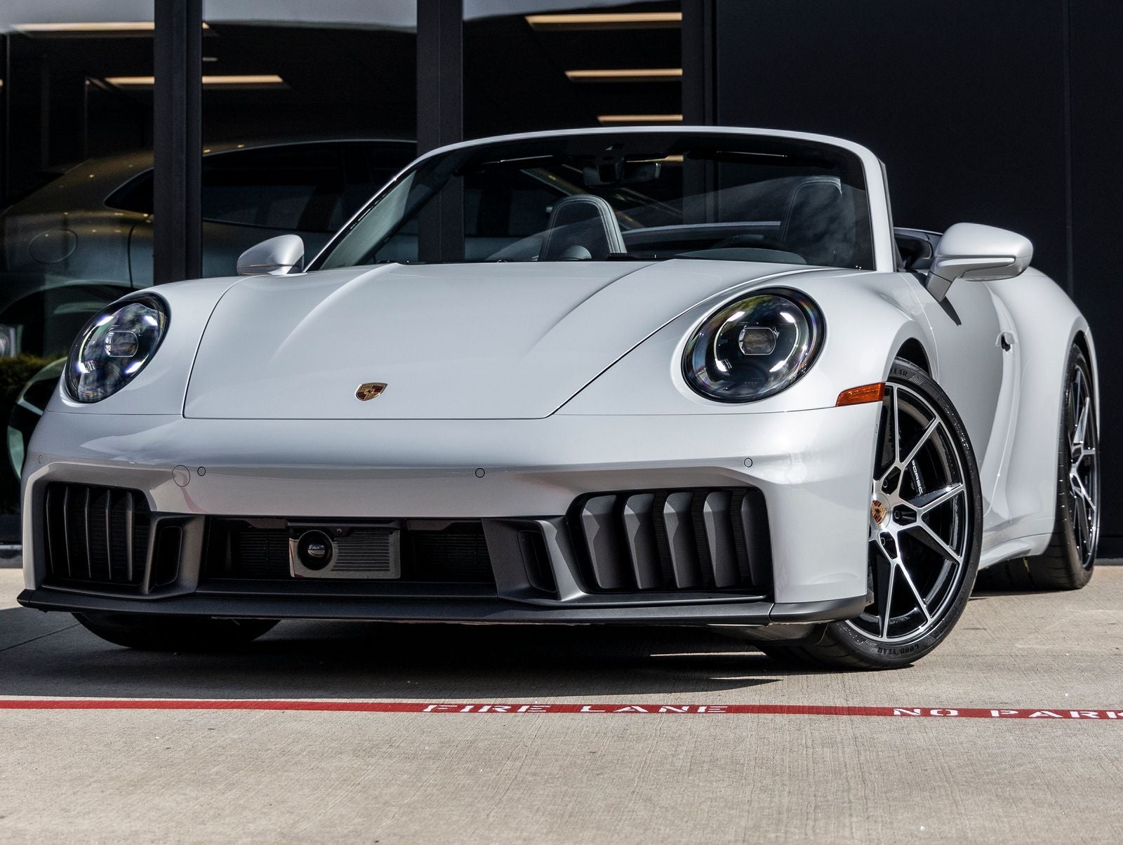 2026 Porsche 911 Carrera GTS Cabriolet
