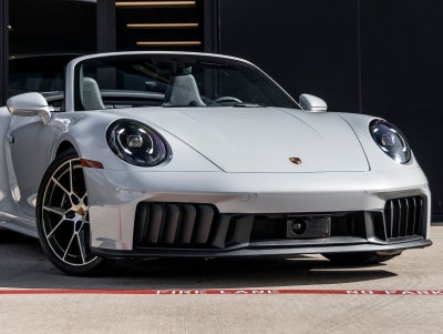 2026 Porsche 911 Carrera GTS Cabriolet