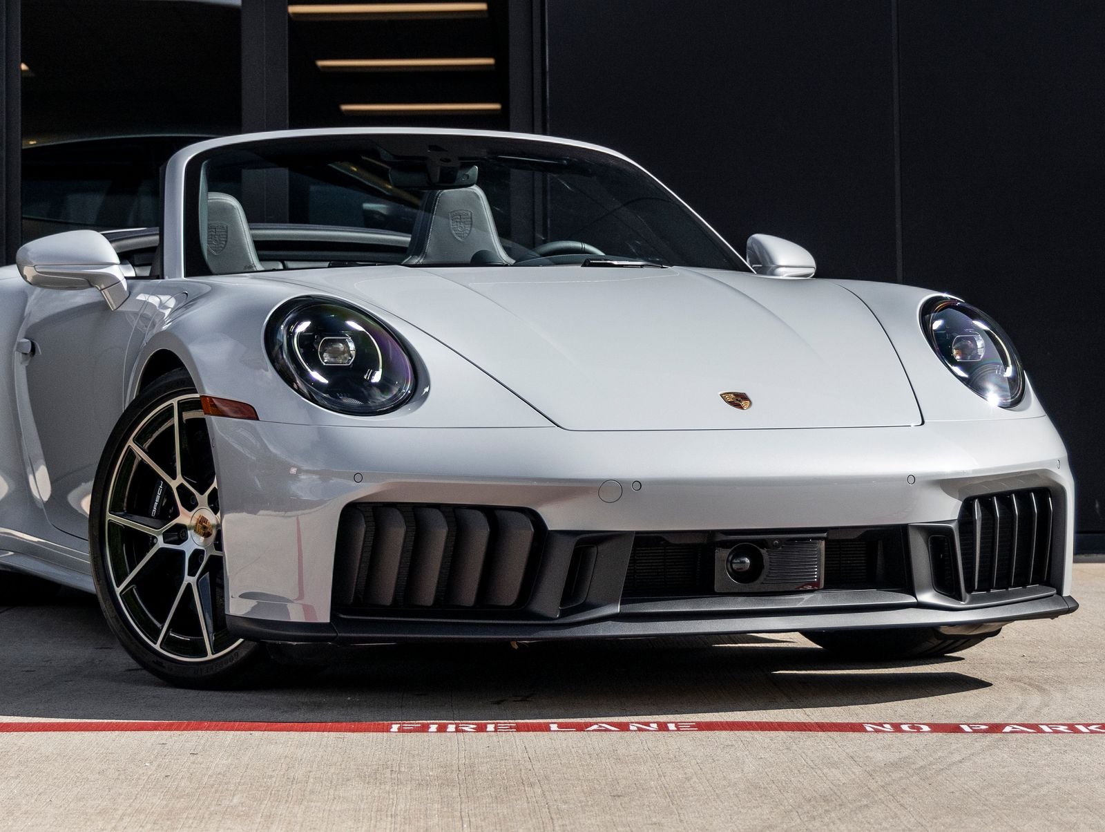 2026 Porsche 911 Carrera GTS Cabriolet