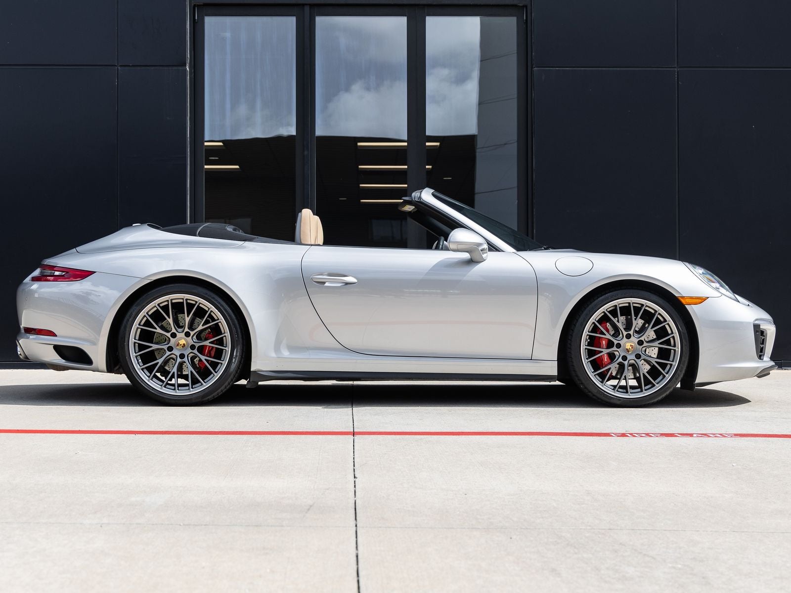 2017 Porsche 911 911 Carrera 4S Cabriolet