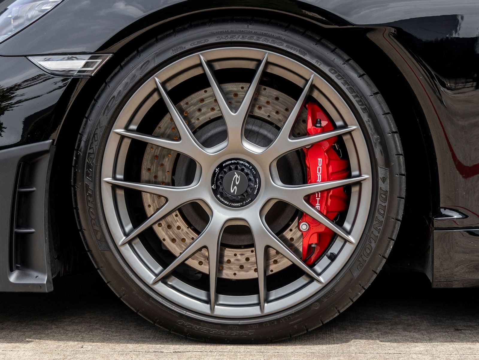 2025 Porsche 718 Spyder RS