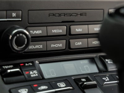 2025 Porsche 718 Spyder RS