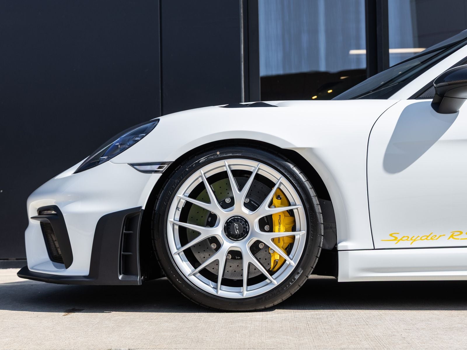2025 Porsche 718 Spyder RS
