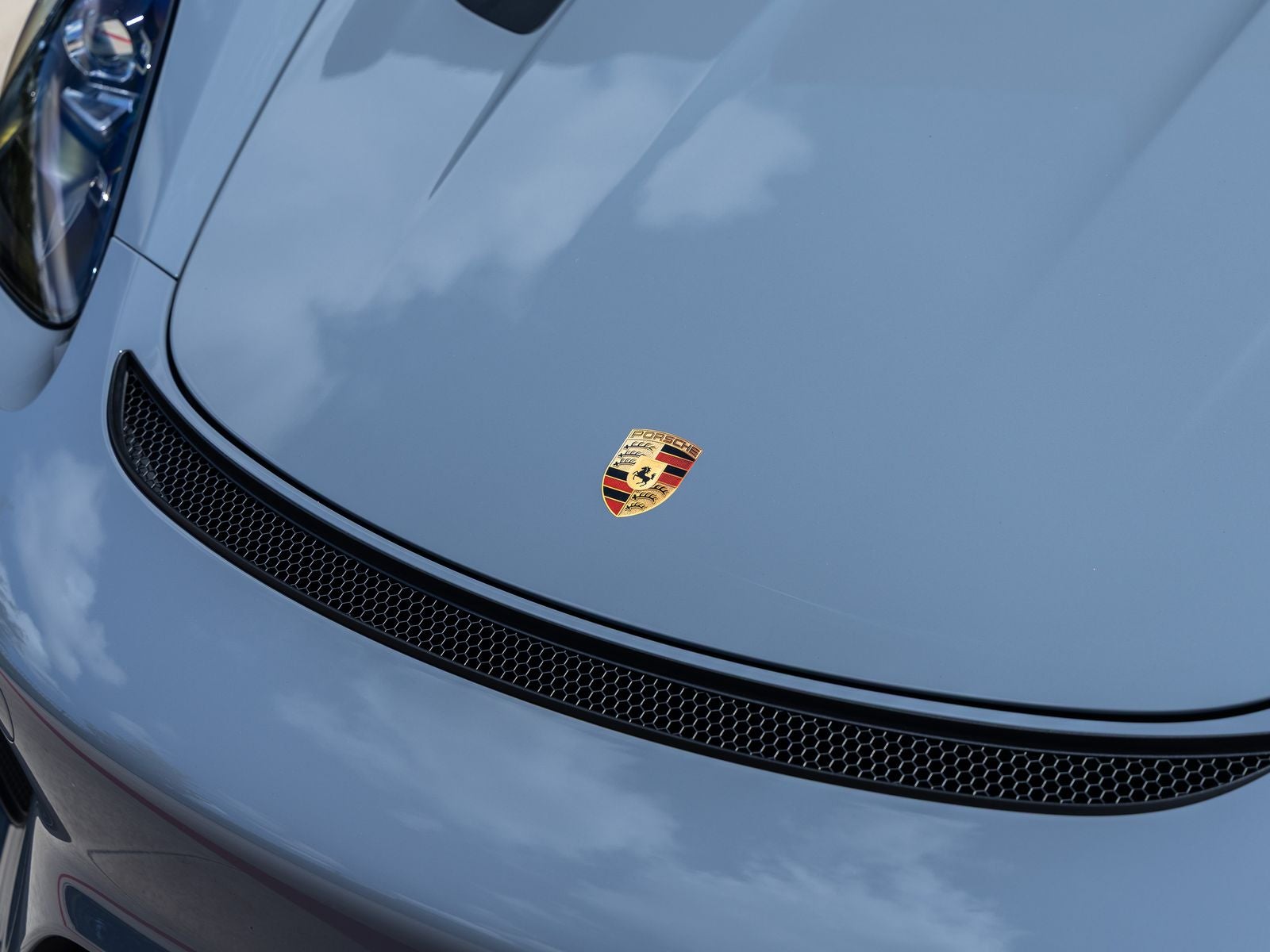 2025 Porsche 718 Spyder RS