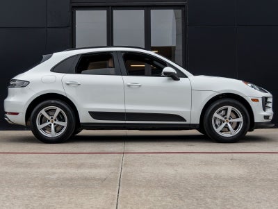 2021 Porsche Macan Macan