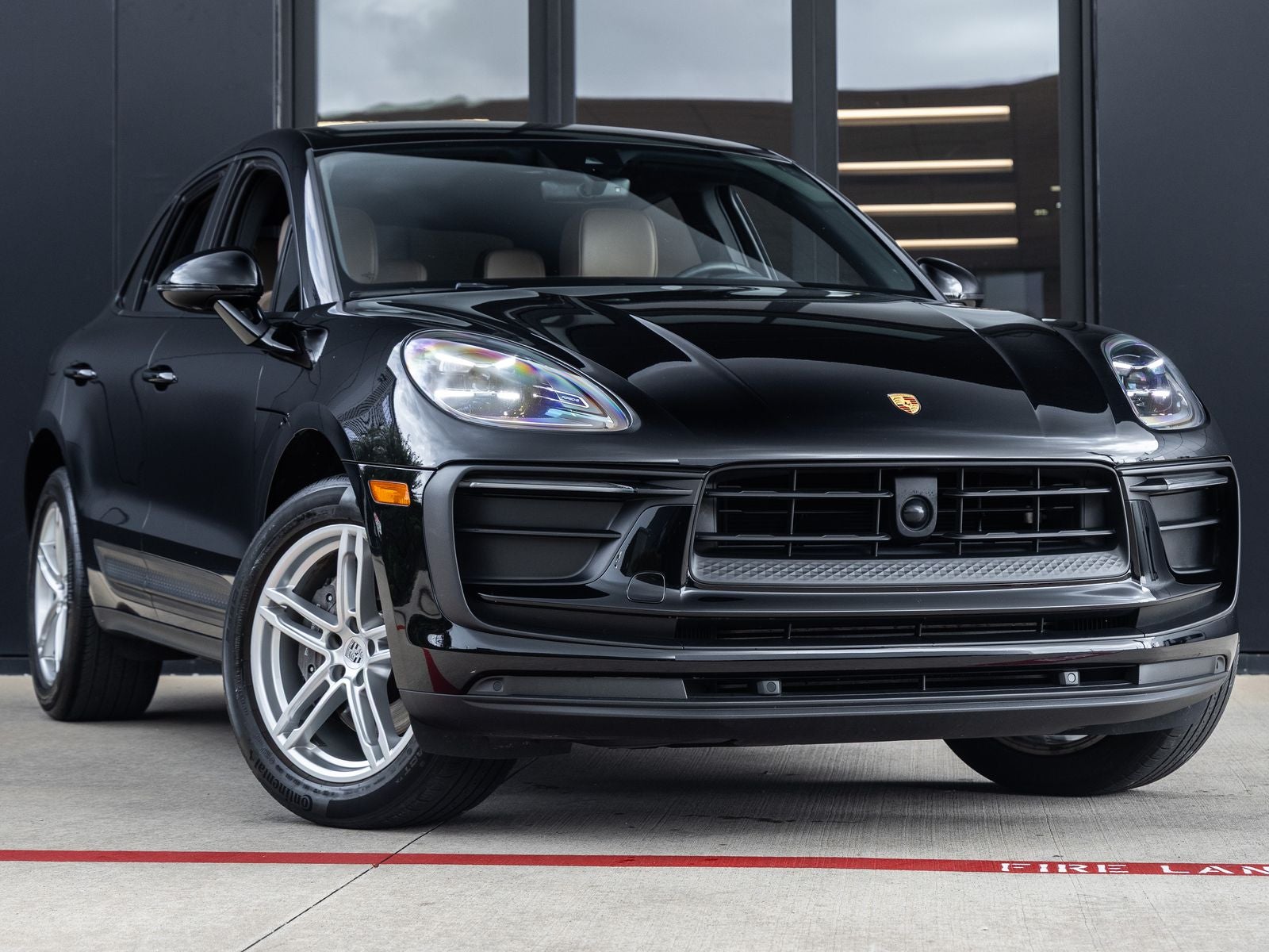 2024 Porsche Macan Macan (MY24)