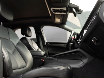 2024 Porsche Macan AWD