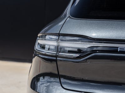 2025 Porsche Macan Macan