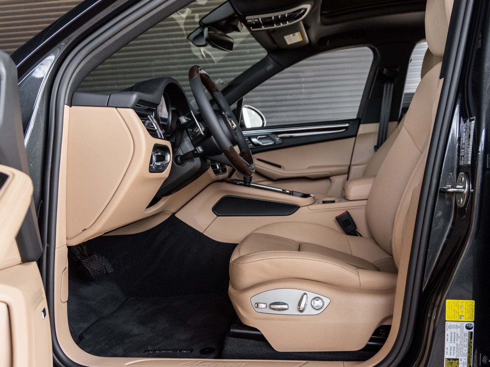 2025 Porsche Macan Macan