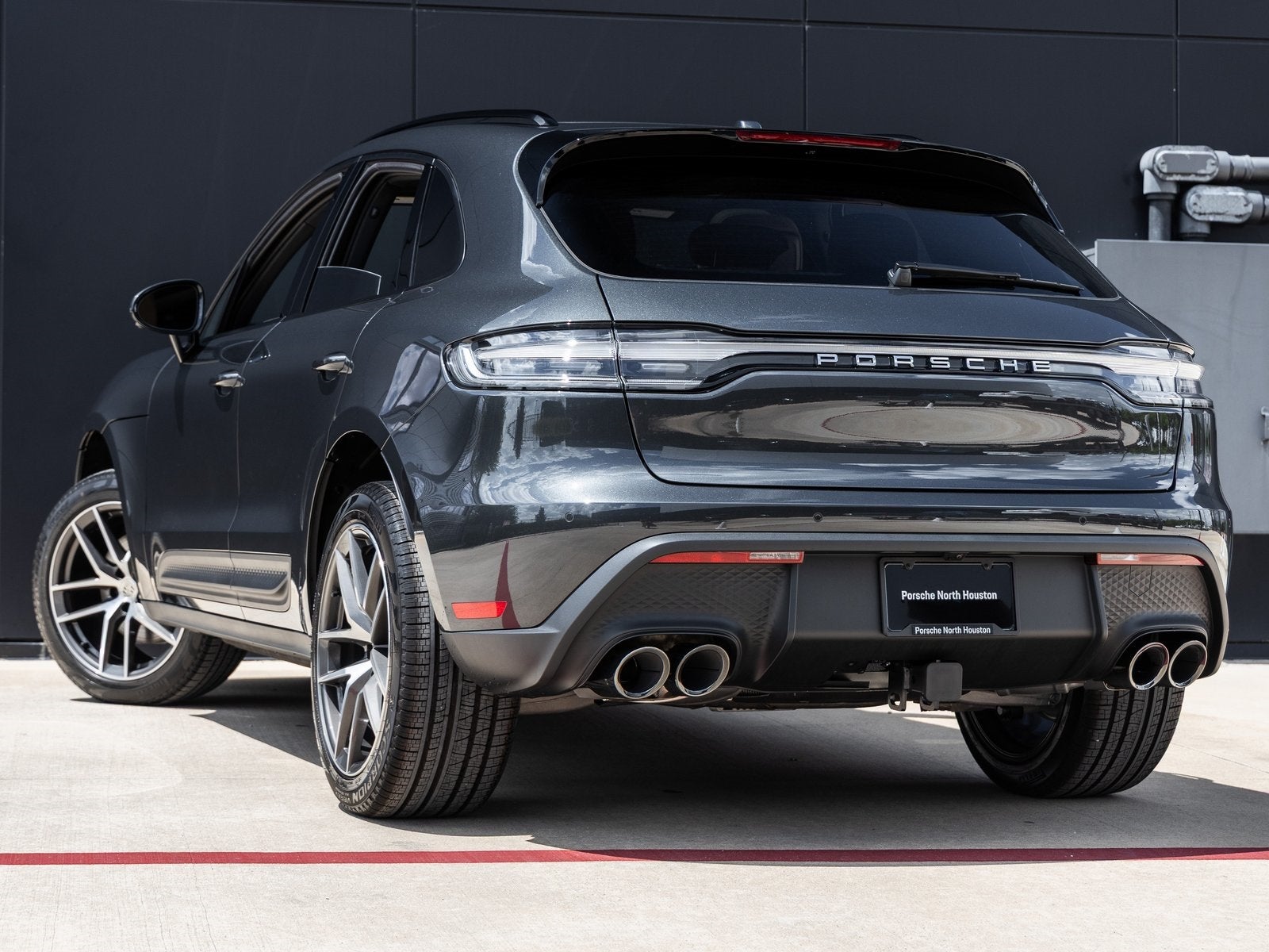 2025 Porsche Macan Macan
