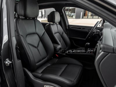 2026 Porsche Macan Macan T