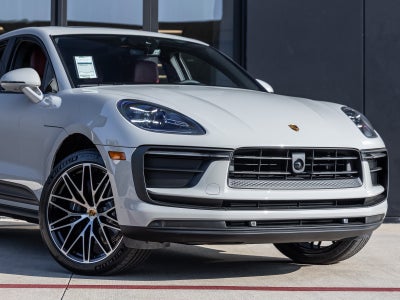 2026 Porsche Macan Macan