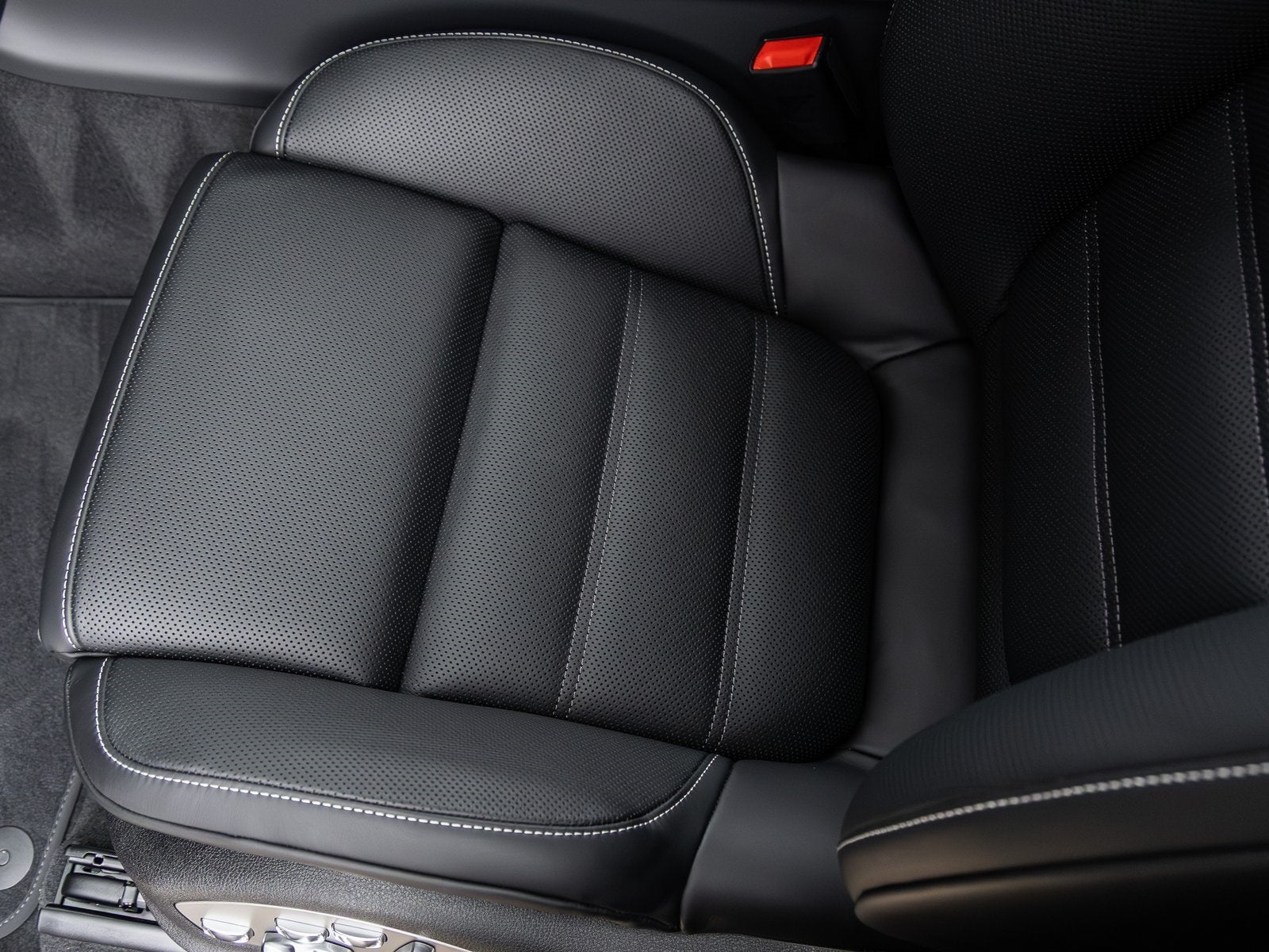 2026 Porsche Macan Macan T