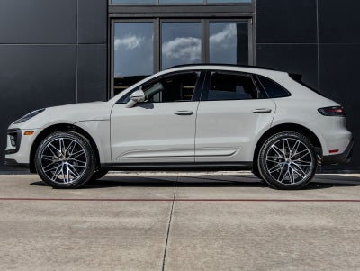 2026 Porsche Macan Macan