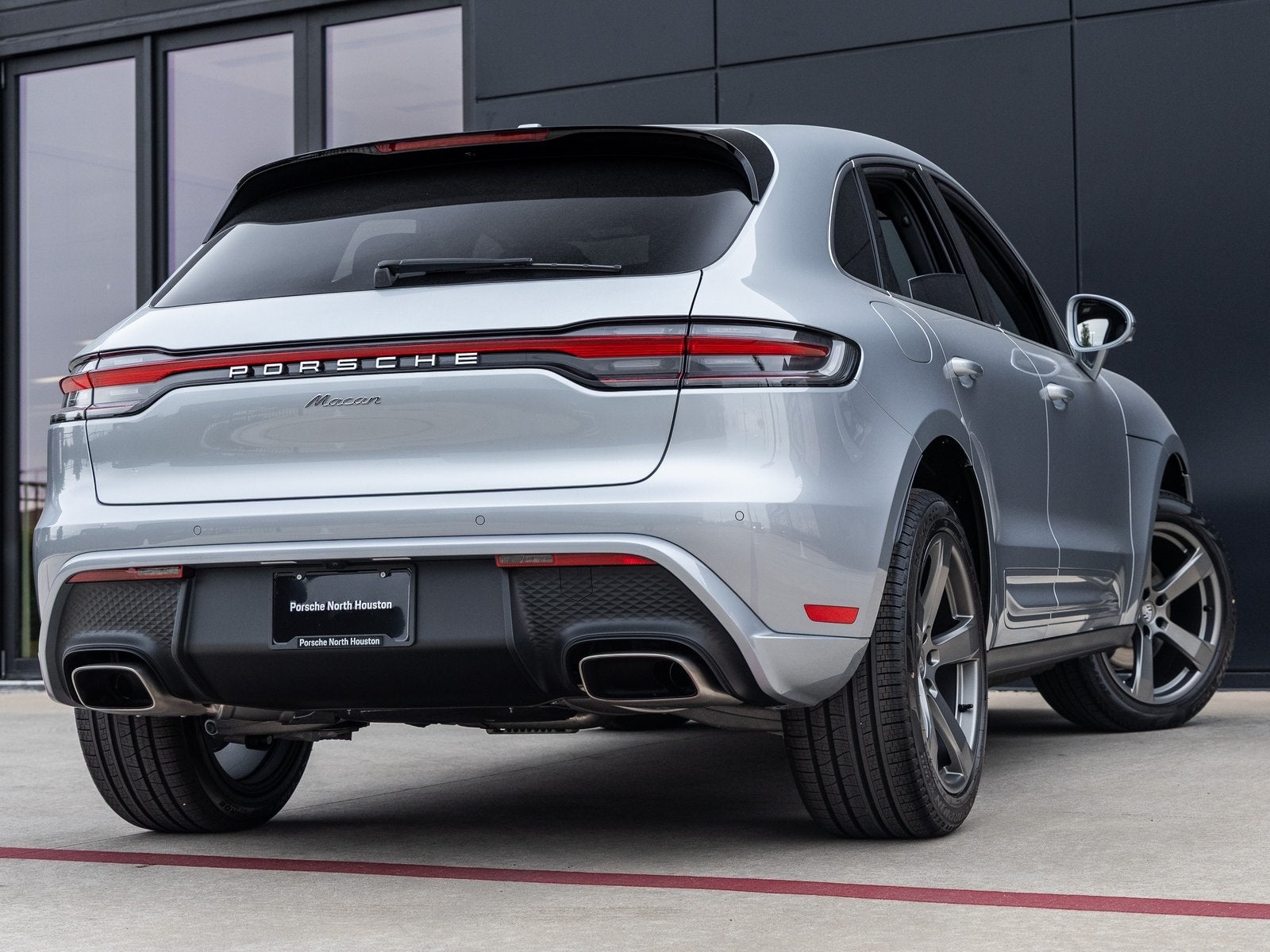 2026 Porsche Macan Macan