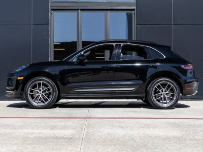 2026 Porsche Macan Macan