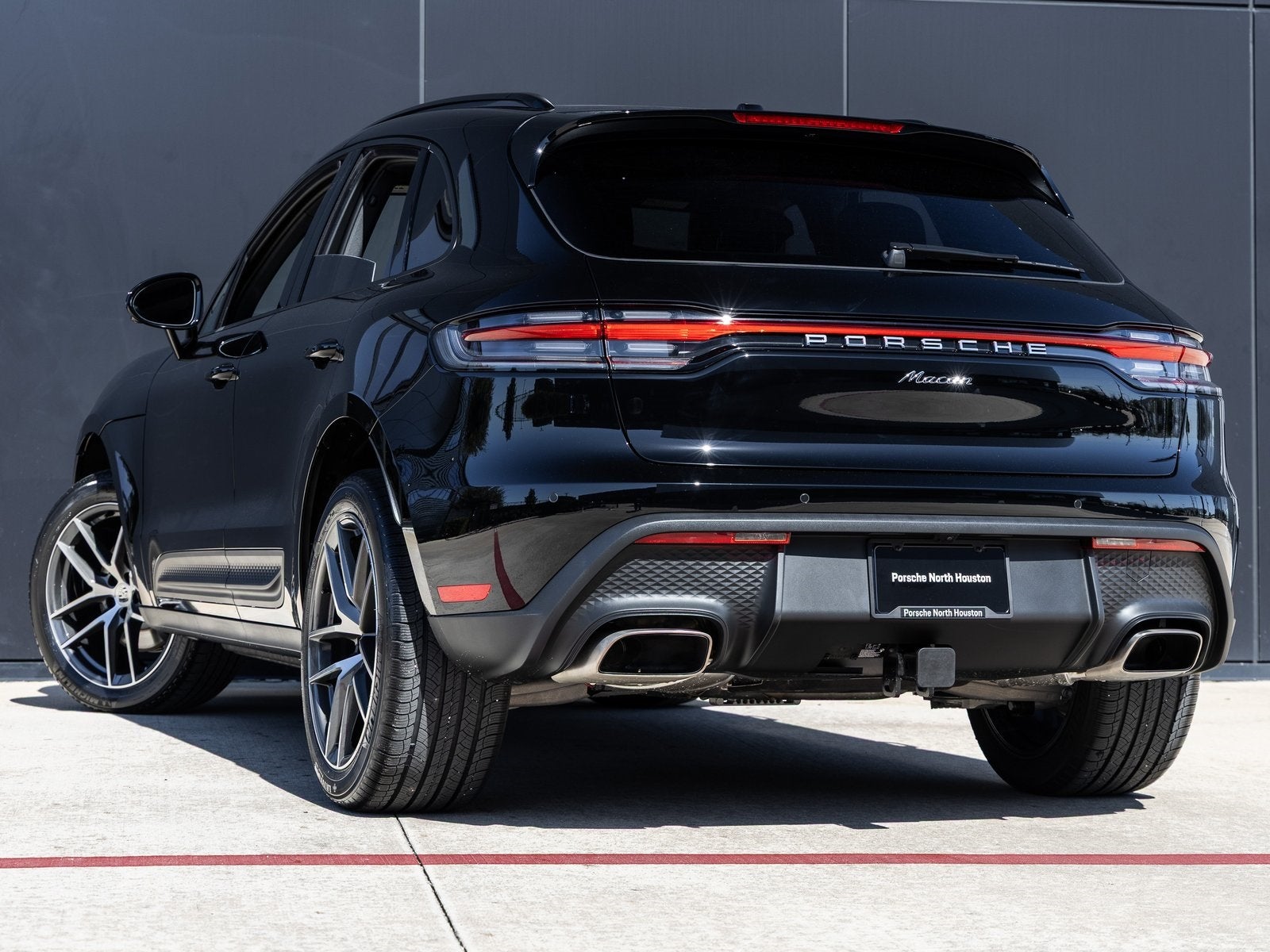 2026 Porsche Macan Macan