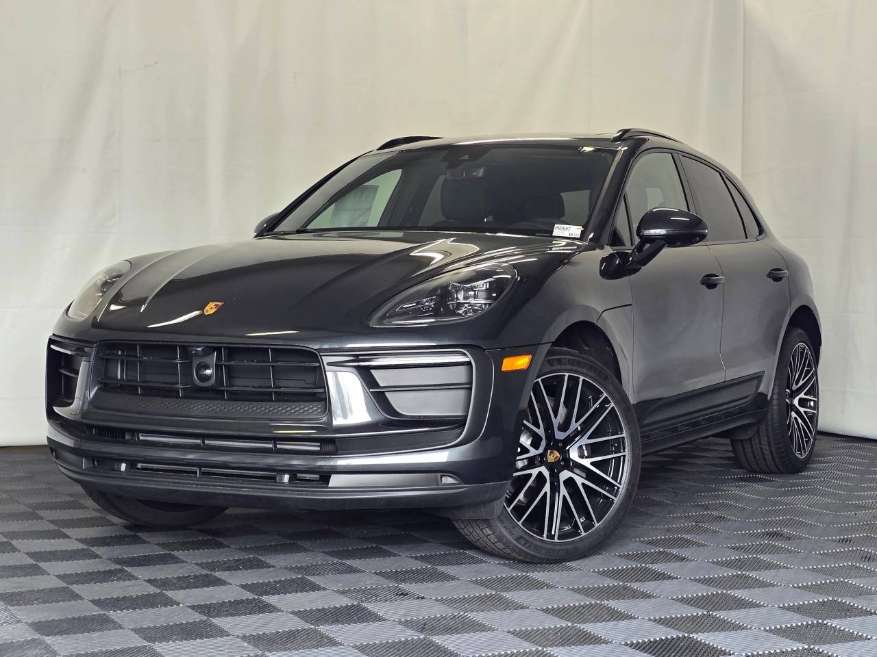 2026 Porsche Macan AWD