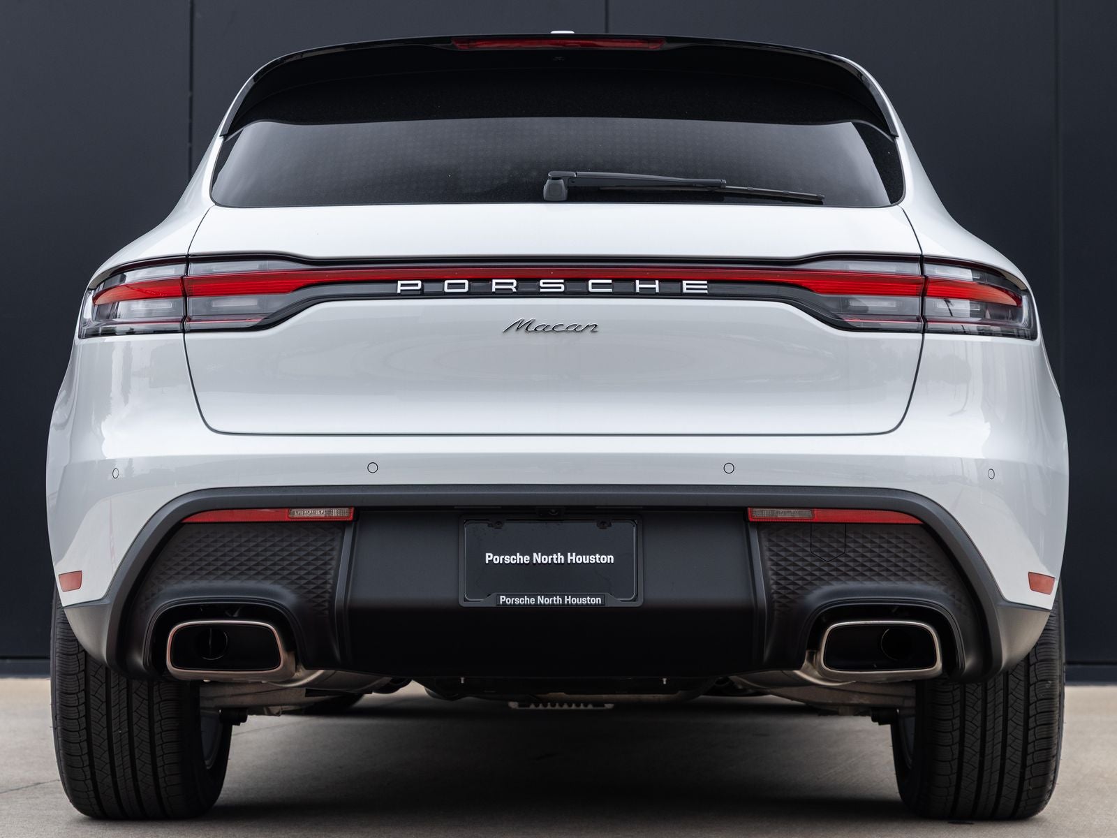 2026 Porsche Macan AWD