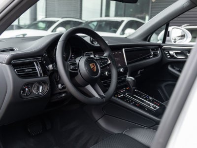 2026 Porsche Macan AWD