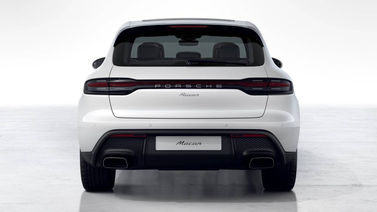 2026 Porsche Macan AWD