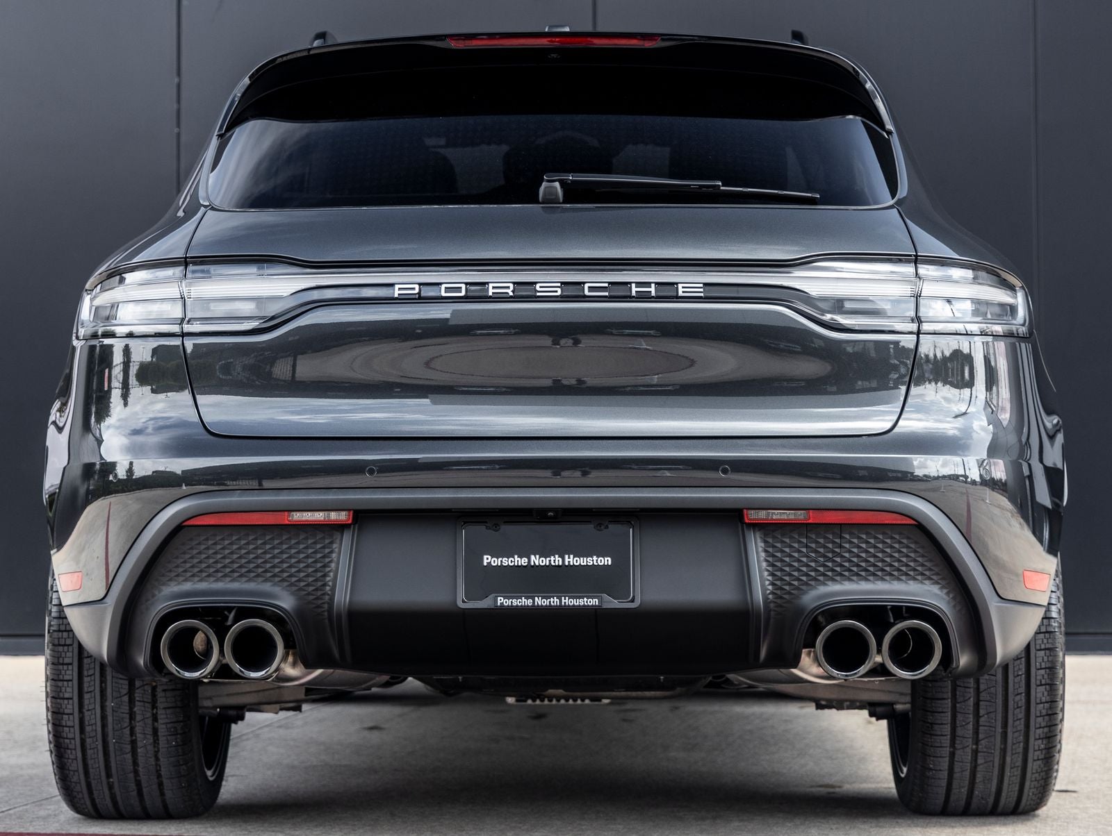 2026 Porsche Macan AWD