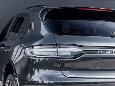 2026 Porsche Macan AWD