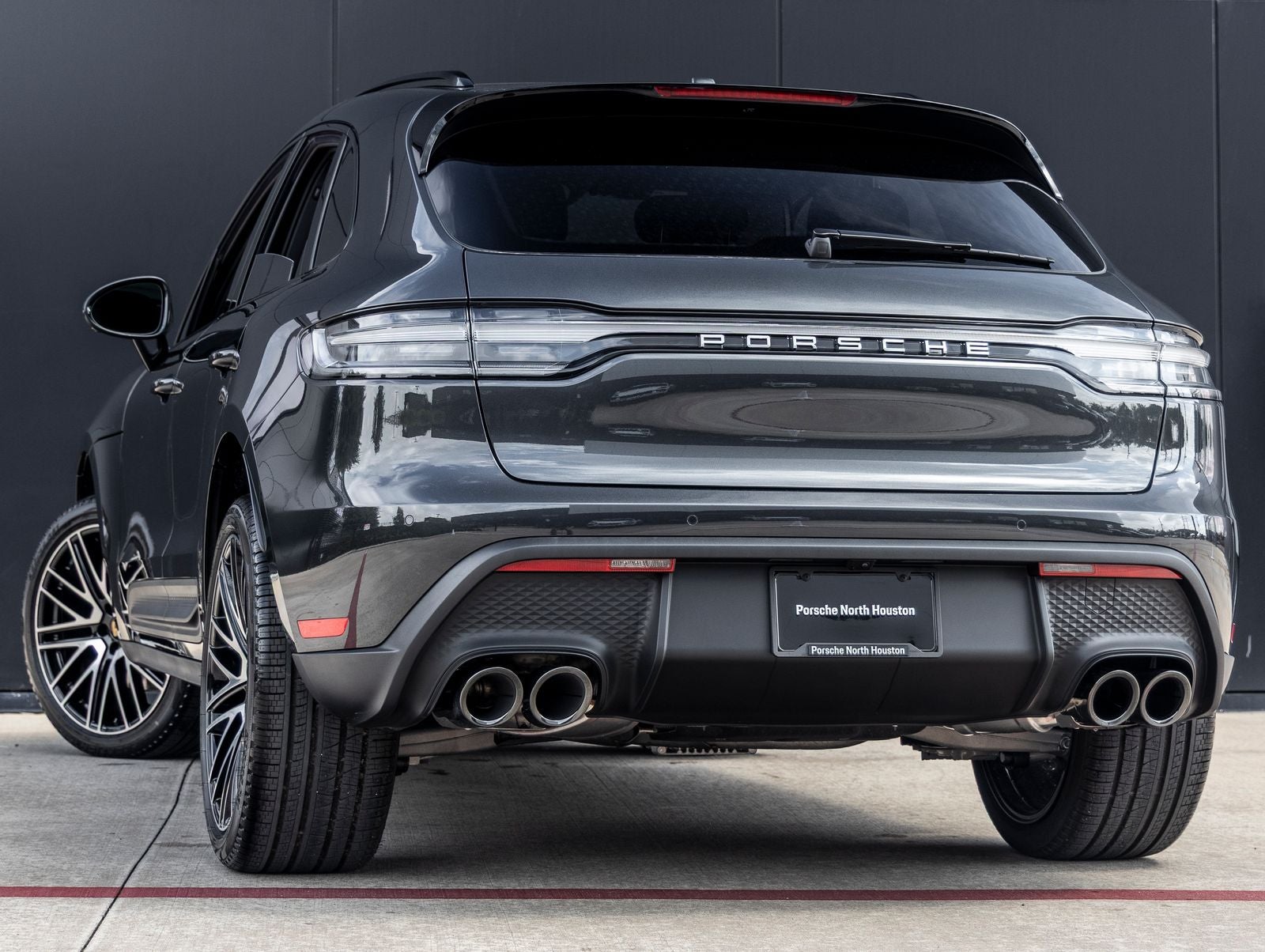2026 Porsche Macan AWD