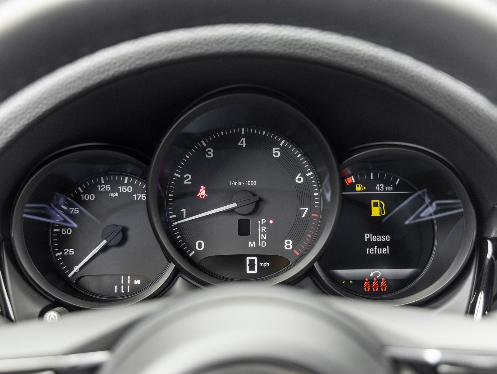 2026 Porsche Macan AWD