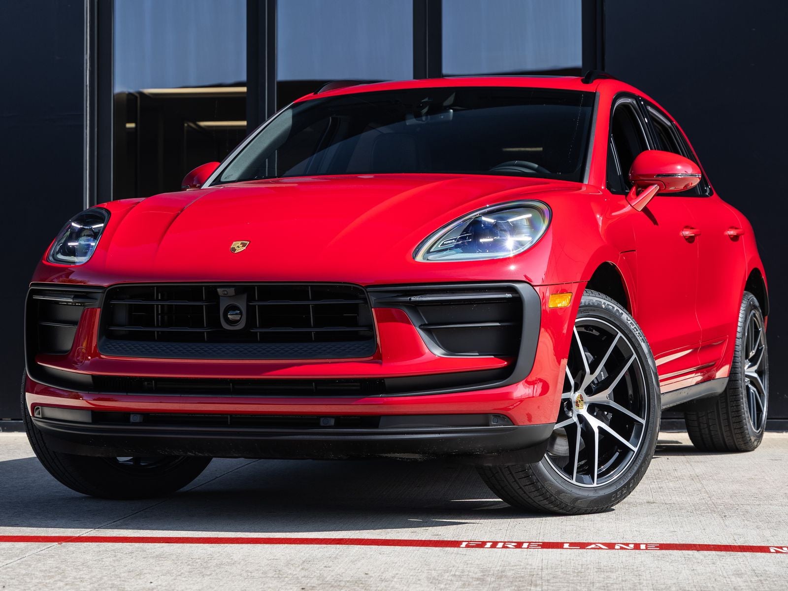 2026 Porsche Macan AWD