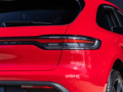 2026 Porsche Macan AWD