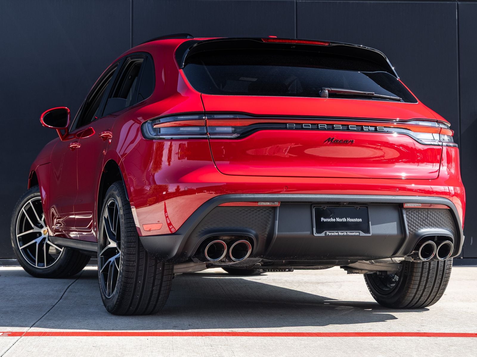 2026 Porsche Macan AWD